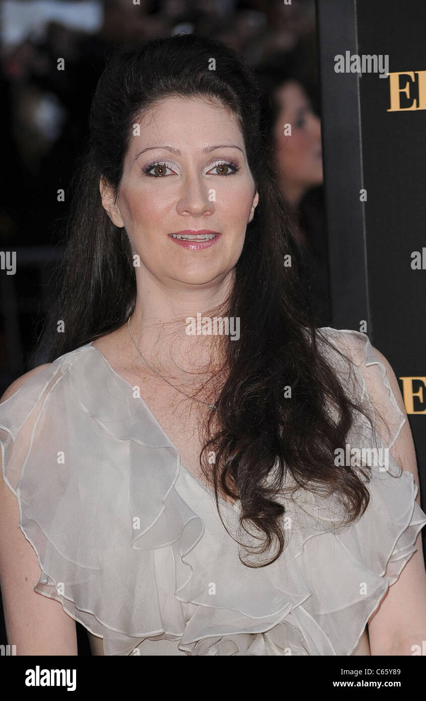 Sara Gruen at arrivals for WATER FOR ELEPHANTS Premiere, The Ziegfeld Theatre, New York, NY April 17, 2011. Photo By: Kristin Callahan/Everett Collection Stock Photo