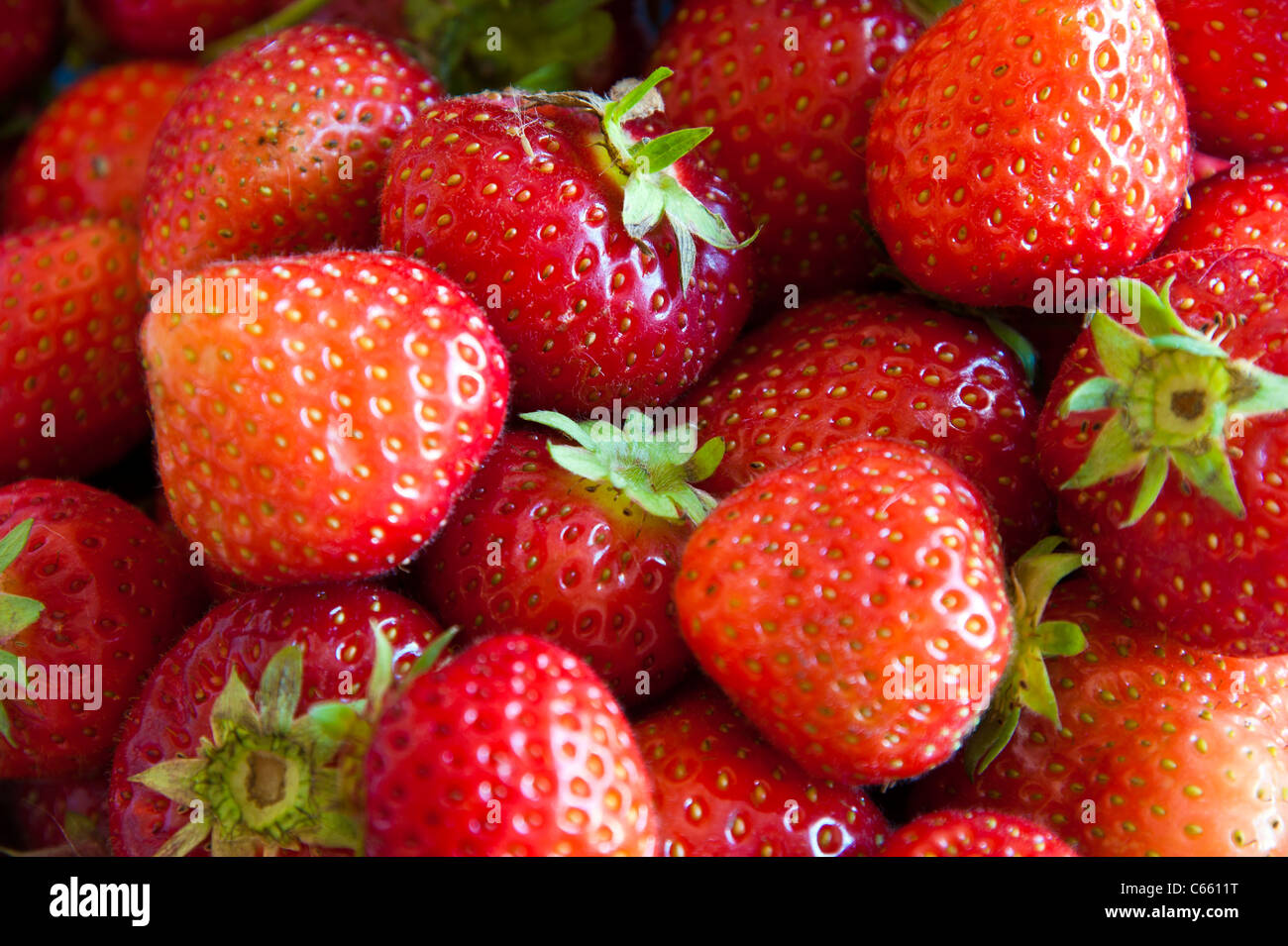 fresh ripe strawberries Stock Photo - Alamy