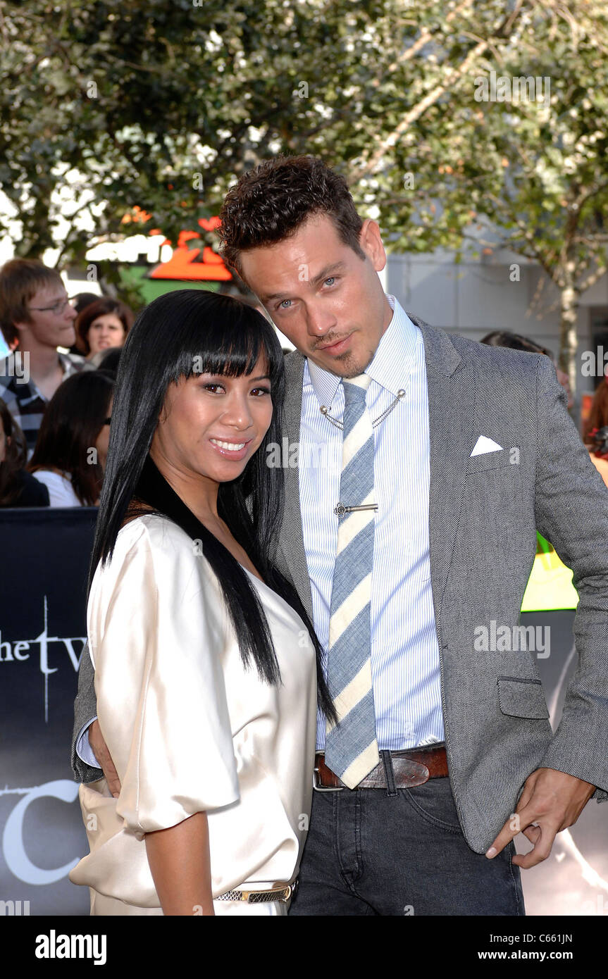 Leslie de Jesus Alejandro, Kevin Alejandro at arrivals for THE TWILIGHT SAGA: ECLIPSE Premiere, Nokia Theatre L.A. LIVE, Los Angeles, CA June 24, 2010. Photo By: Michael Germana/Everett Collection Stock Photo