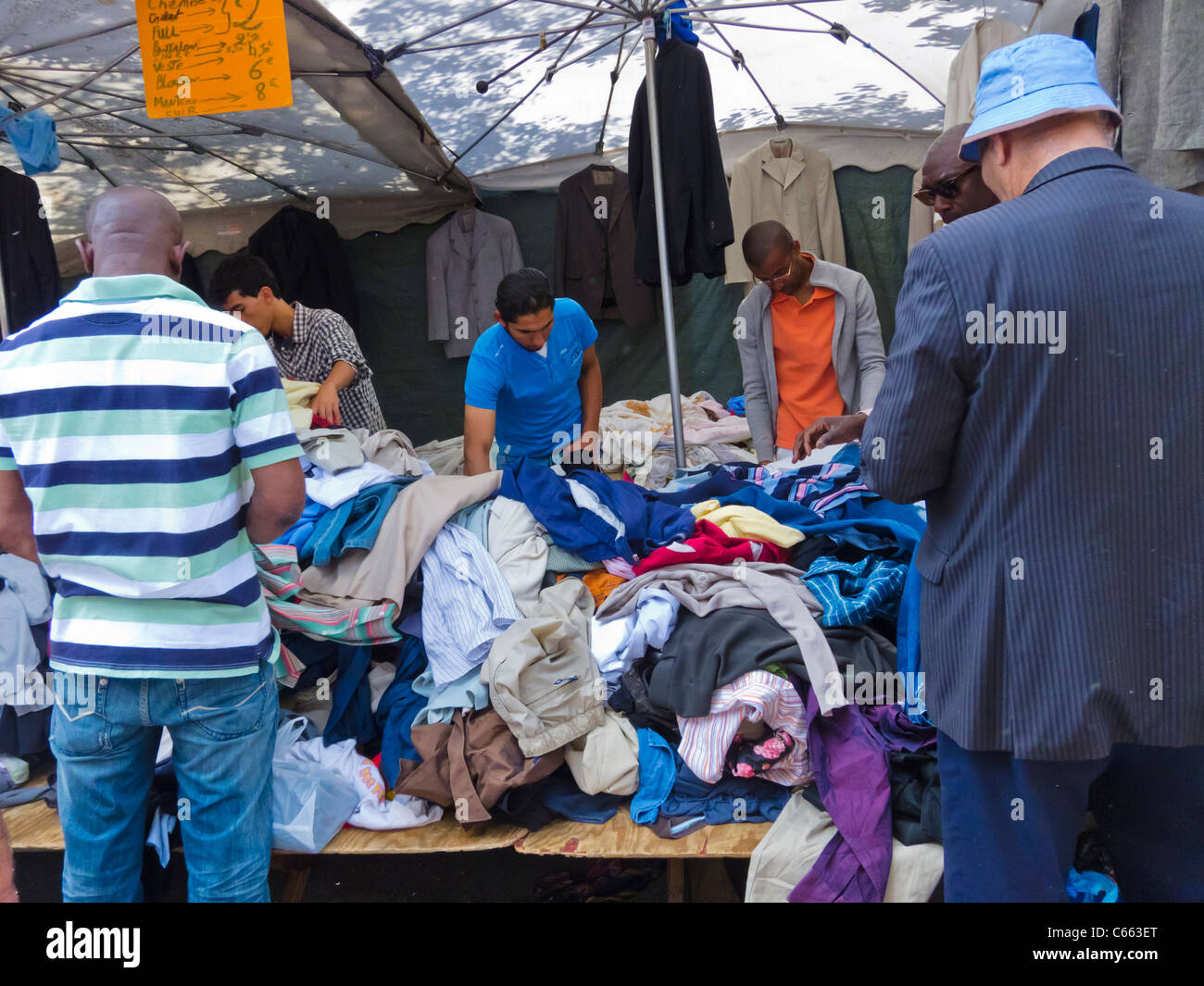 Paris, France, People Shopping for Used Clothing in Montreuil Flea Stock Photo: 38243152 - Alamy