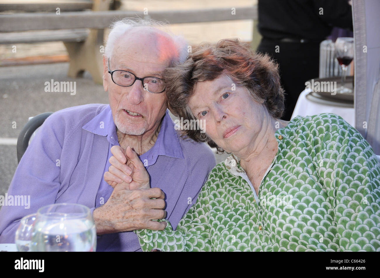 Anne Jackson, actress and wife of Eli Wallach, dies at 90