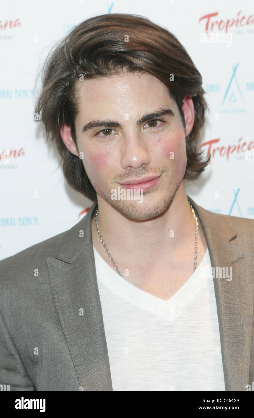 Francisco San Martin at arrivals for The Official Innovative Artists