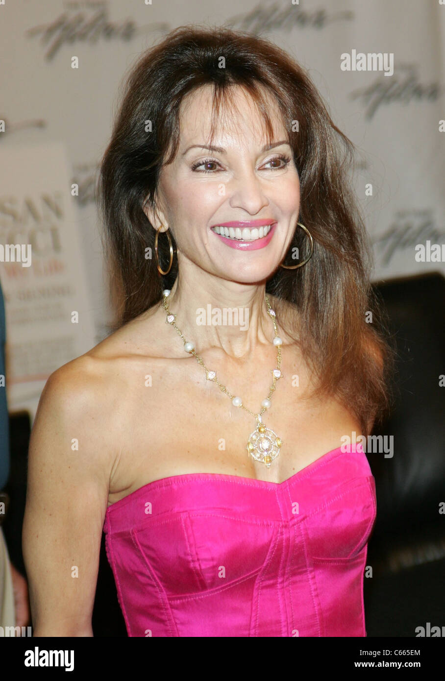 Susan Lucci Is Auctioning Off Tons of Designer Pieces from Her Closet for a  Heart-Warming Cause