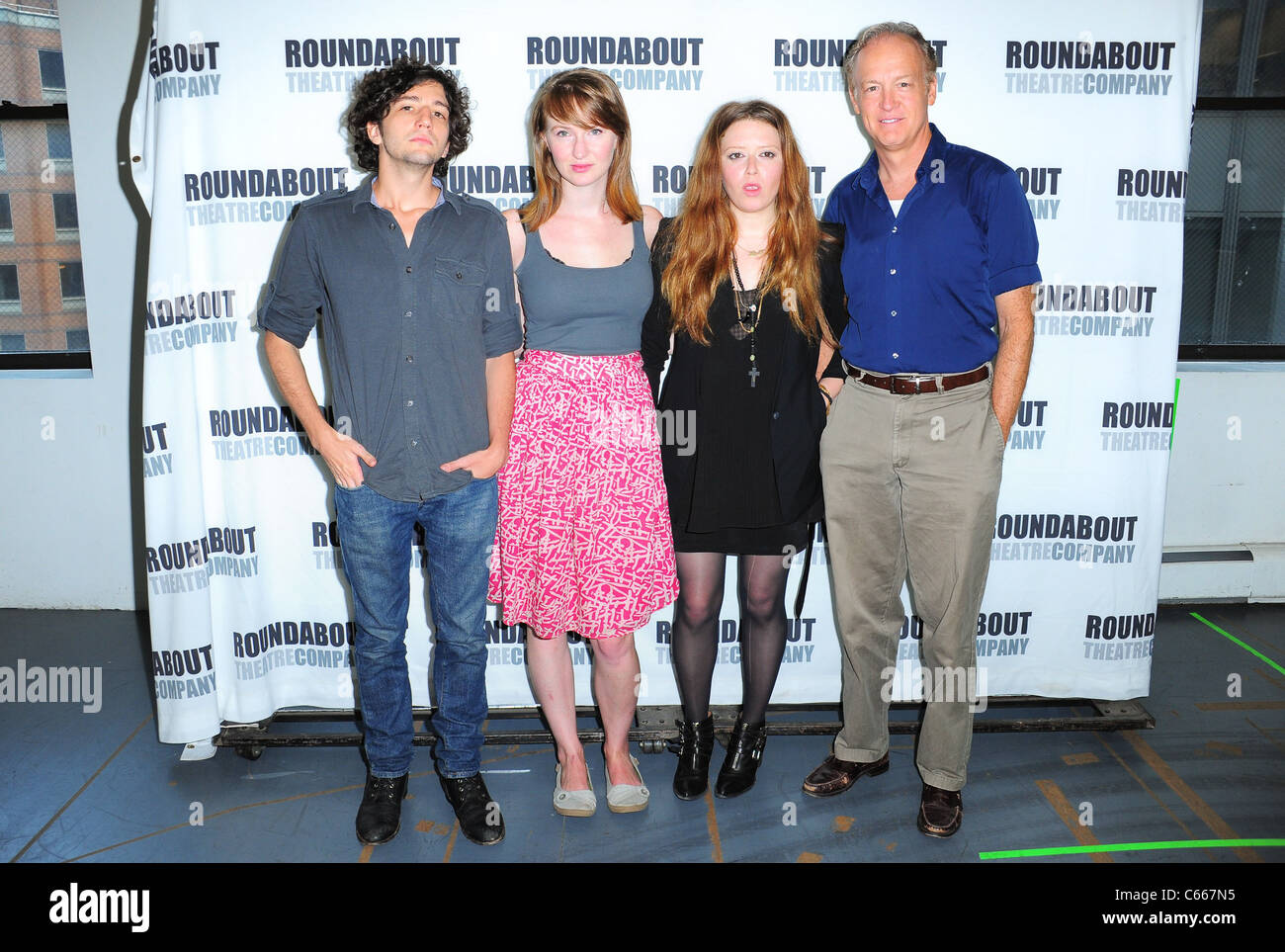 John Magaro, Halley Feiffer, Natasha Lyonne, Reed Birney in attendance for Roundabout Theatre Company's TIGERS BE STILL Cast Photo, Roundabout Theatre Company Rehearsal Studios, New York, NY August 19, 2010. Photo By: Gregorio T. Binuya/Everett Collection Stock Photo