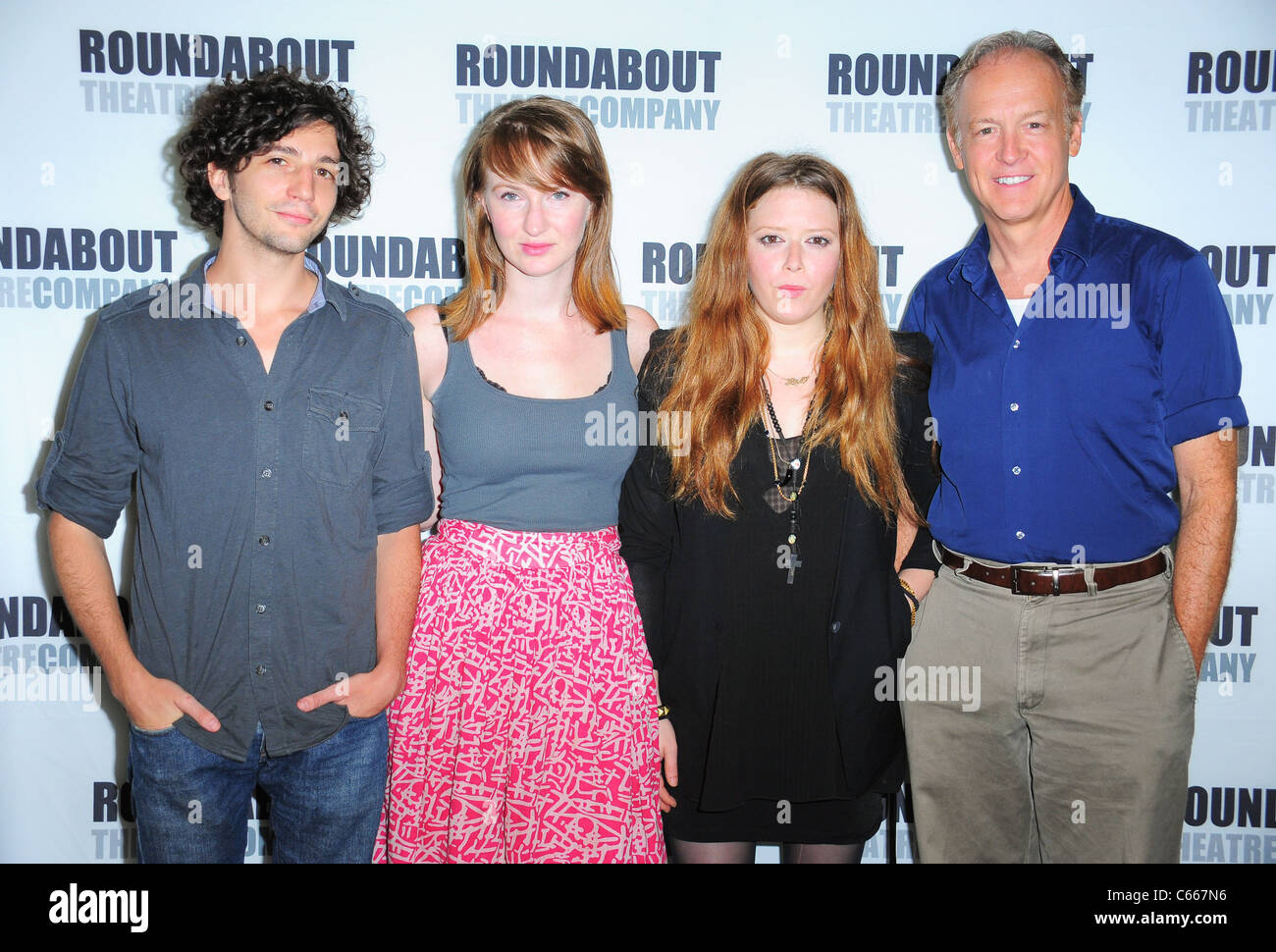 John Magaro, Halley Feiffer, Natasha Lyonne, Reed Birney in attendance for Roundabout Theatre Company's TIGERS BE STILL Cast Photo, Roundabout Theatre Company Rehearsal Studios, New York, NY August 19, 2010. Photo By: Gregorio T. Binuya/Everett Collection Stock Photo