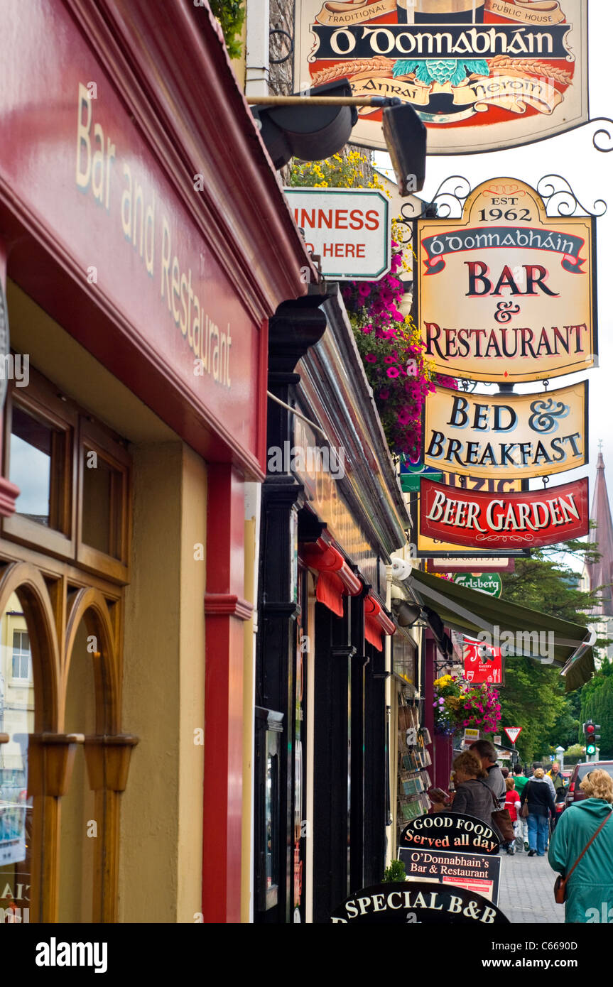 Kenmare restaurant hires stock photography and images Alamy