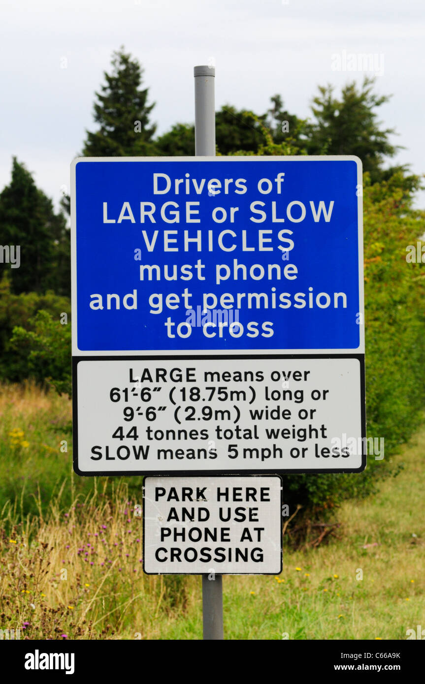 Level Crossing Warning To Drivers of Large or Slow Vehicles, Shepreth, Cambridgeshire, England, UK Stock Photo