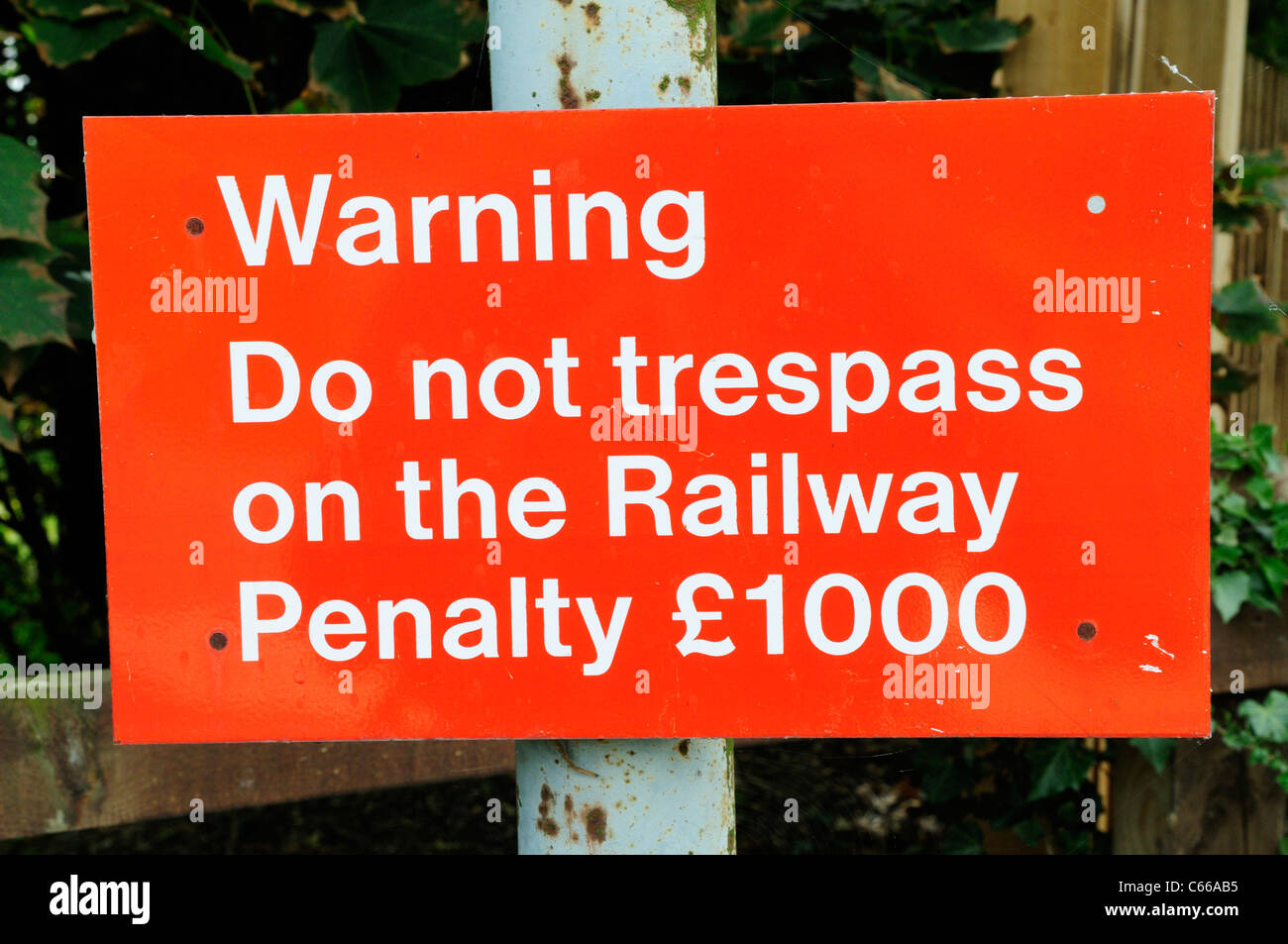 Do Not Trespass On The Railway Warning Sign, Shepreth, Cambridgeshire, England, UK Stock Photo