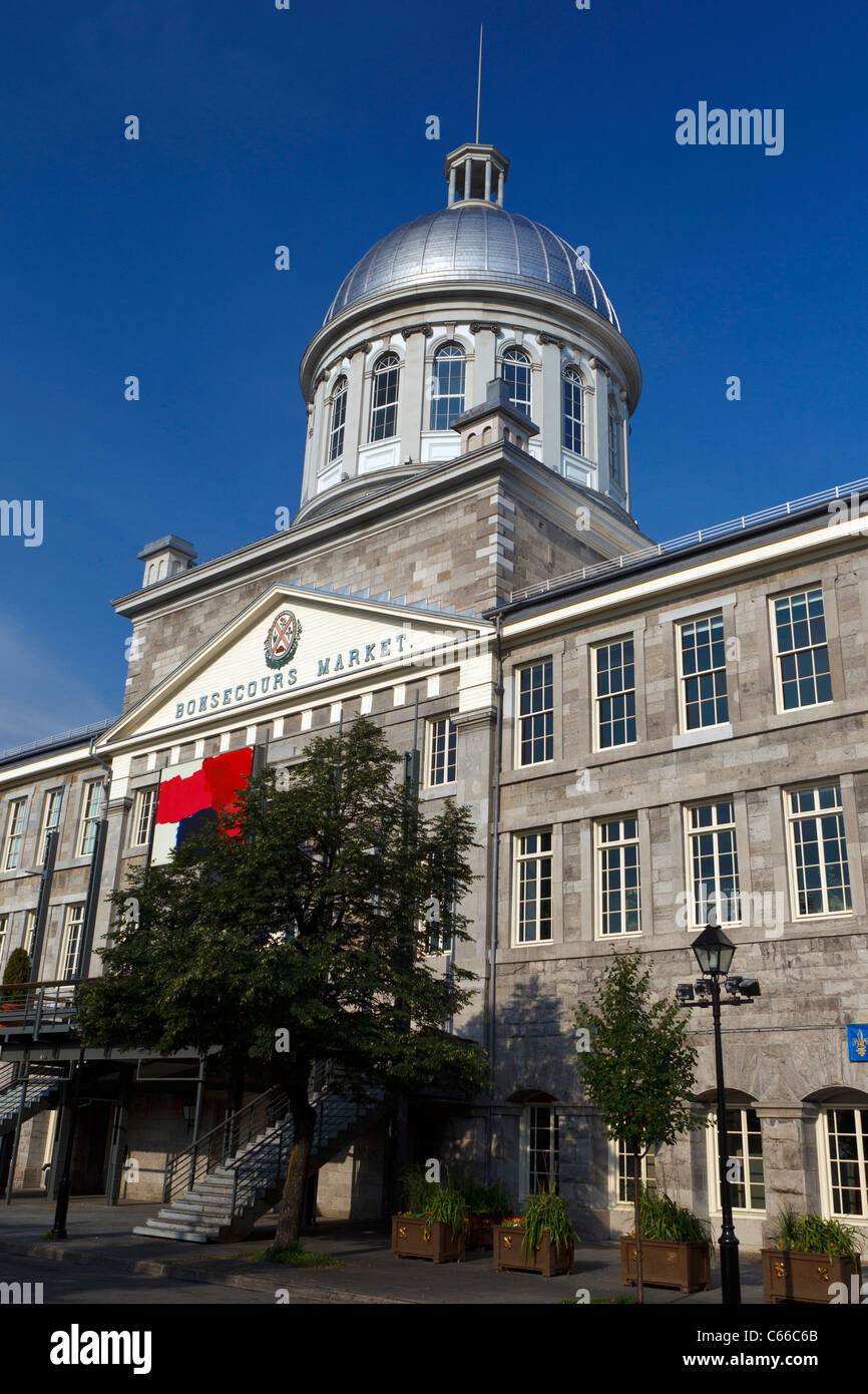 Exterior Bonsecours Market / Marche Bonsecours, with silver domed roof, Old Montreal, Montreal, Quebec, Canada Stock Photo