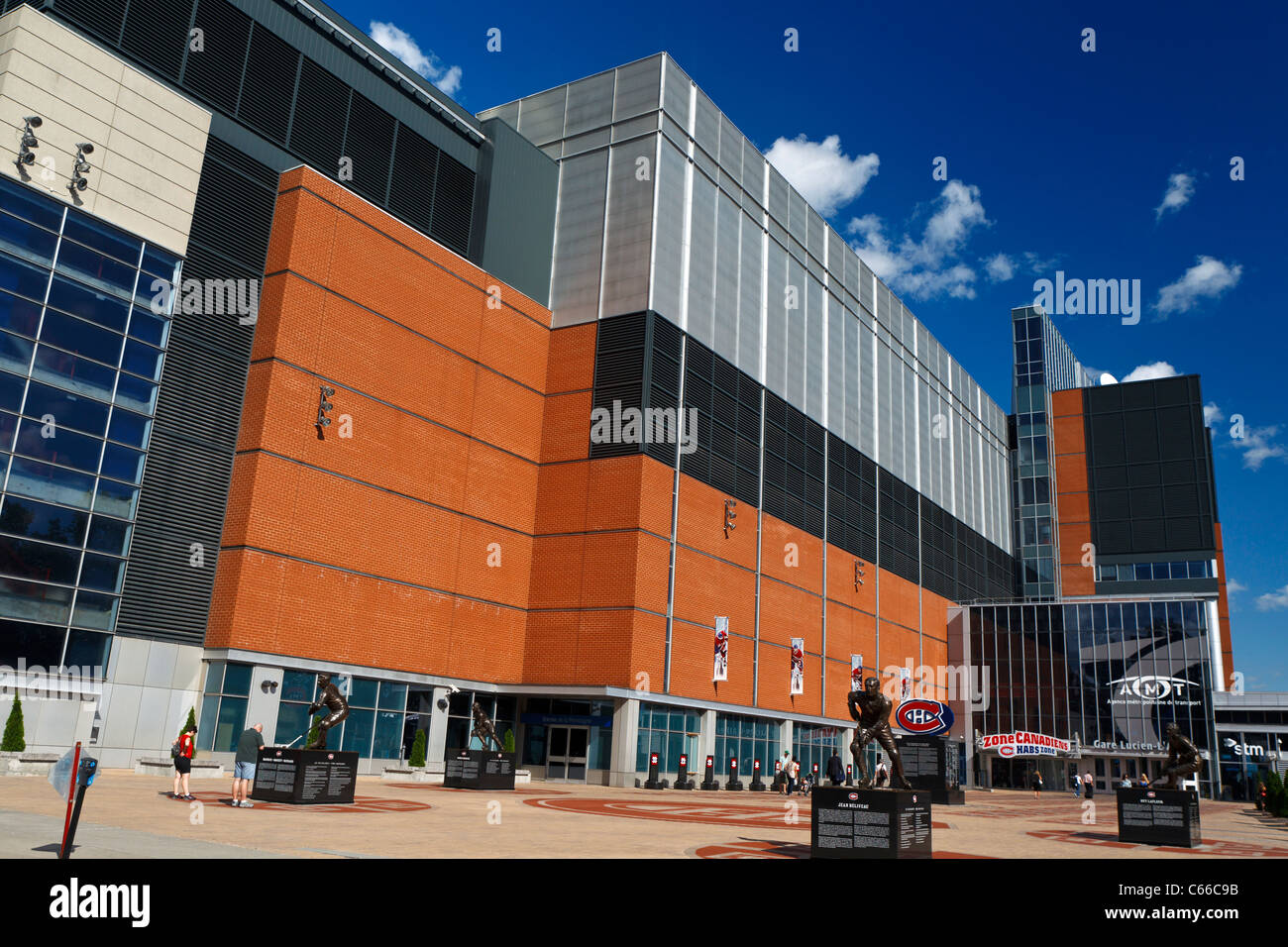 Exterior of the Bell Center, home of the Montreal Canadiens hockey team, Centre Ville, downtown, Montreal, Quebec, Canada Stock Photo