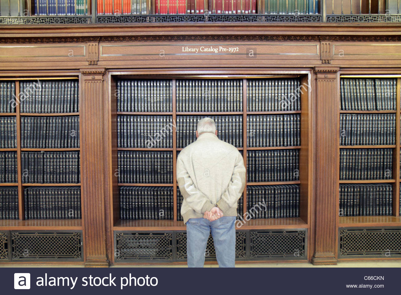Fifth Avenue Catalog >> Bill Blass Public Catalog Room Stock Photos Bill Blass Fifth Avenue Catalog >> Bill Blass Public Catalog Room Stock Photos Bill Blass