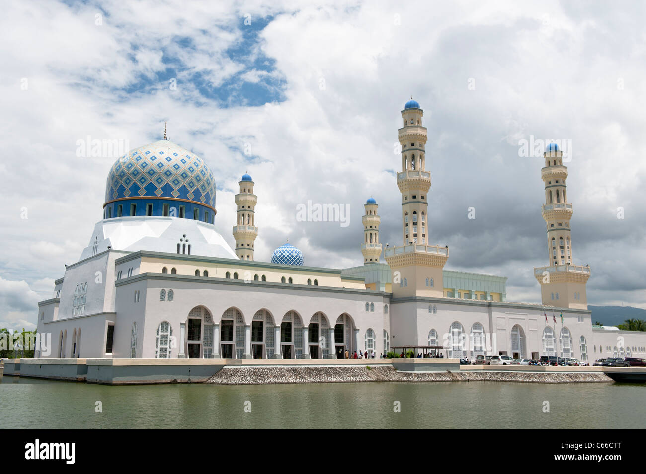 The Kota Kinabalu City Mosque Stock Photo - Alamy