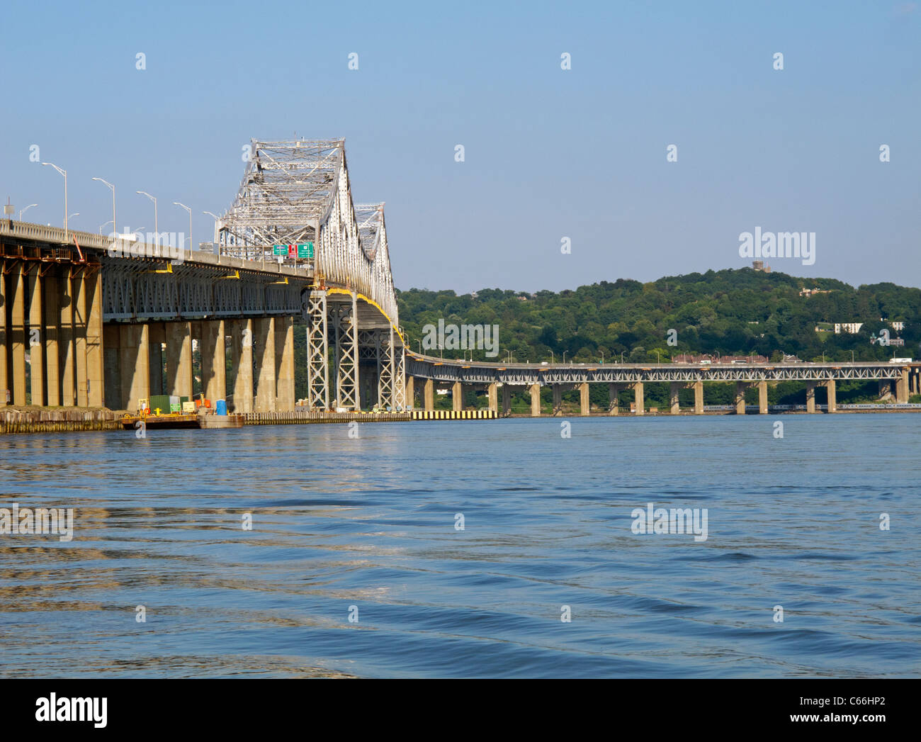 Tappan Zee Bridge over the Hudson river Stock Photo Alamy