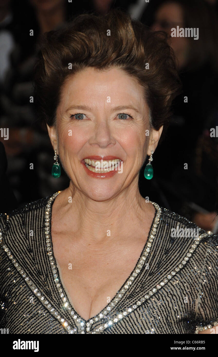 Annette Bening at arrivals for The 83rd Academy Awards Oscars - Arrivals Part 1, The Kodak Theatre, Los Angeles, CA February 27, 2011. Photo By: Dee Cercone/Everett Collection Stock Photo