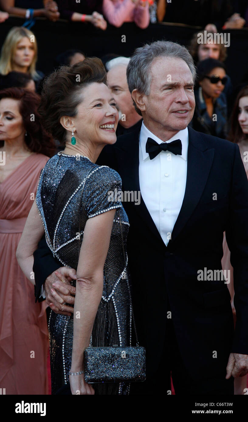 Annette Bening at arrivals for The 83rd Academy Awards Oscars - Arrivals Part 1, The Kodak Theatre, Los Angeles, CA February 27, 2011. Photo By: Jef Hernandez/Everett Collection Stock Photo