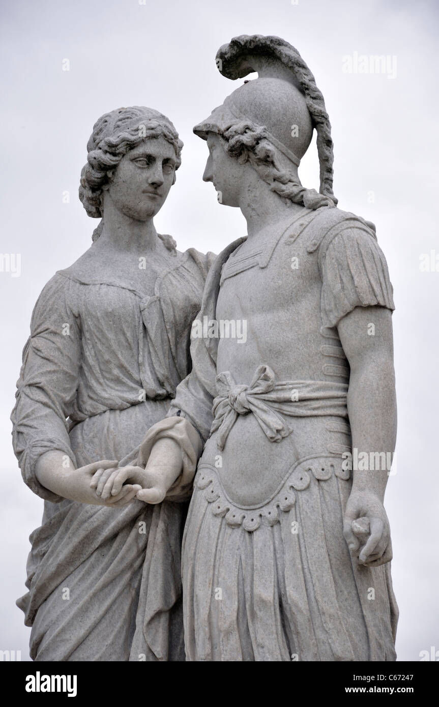 Male and female sculptures hi-res stock photography and images - Alamy