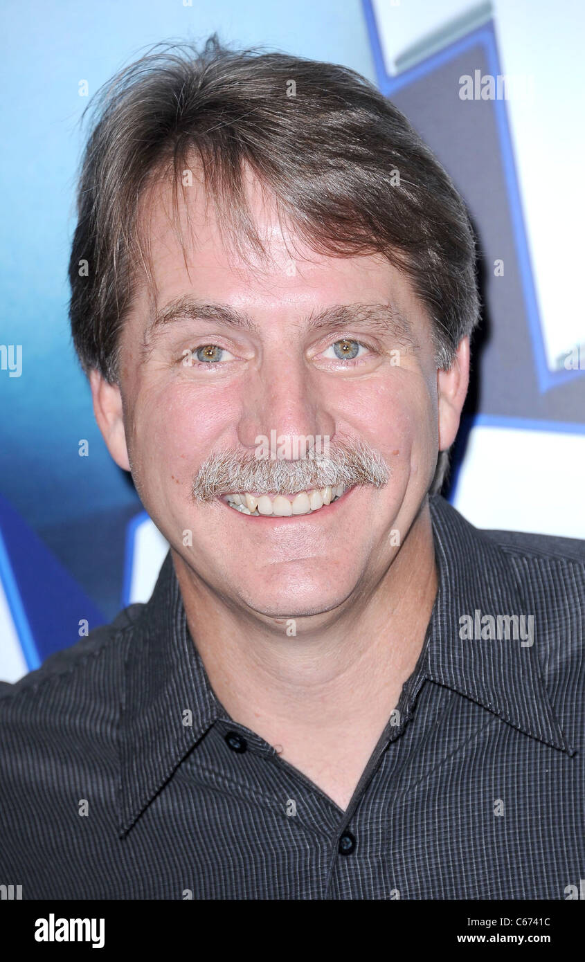 Jeff Foxworthy at arrivals for THE SMURFS Premiere, The Ziegfeld