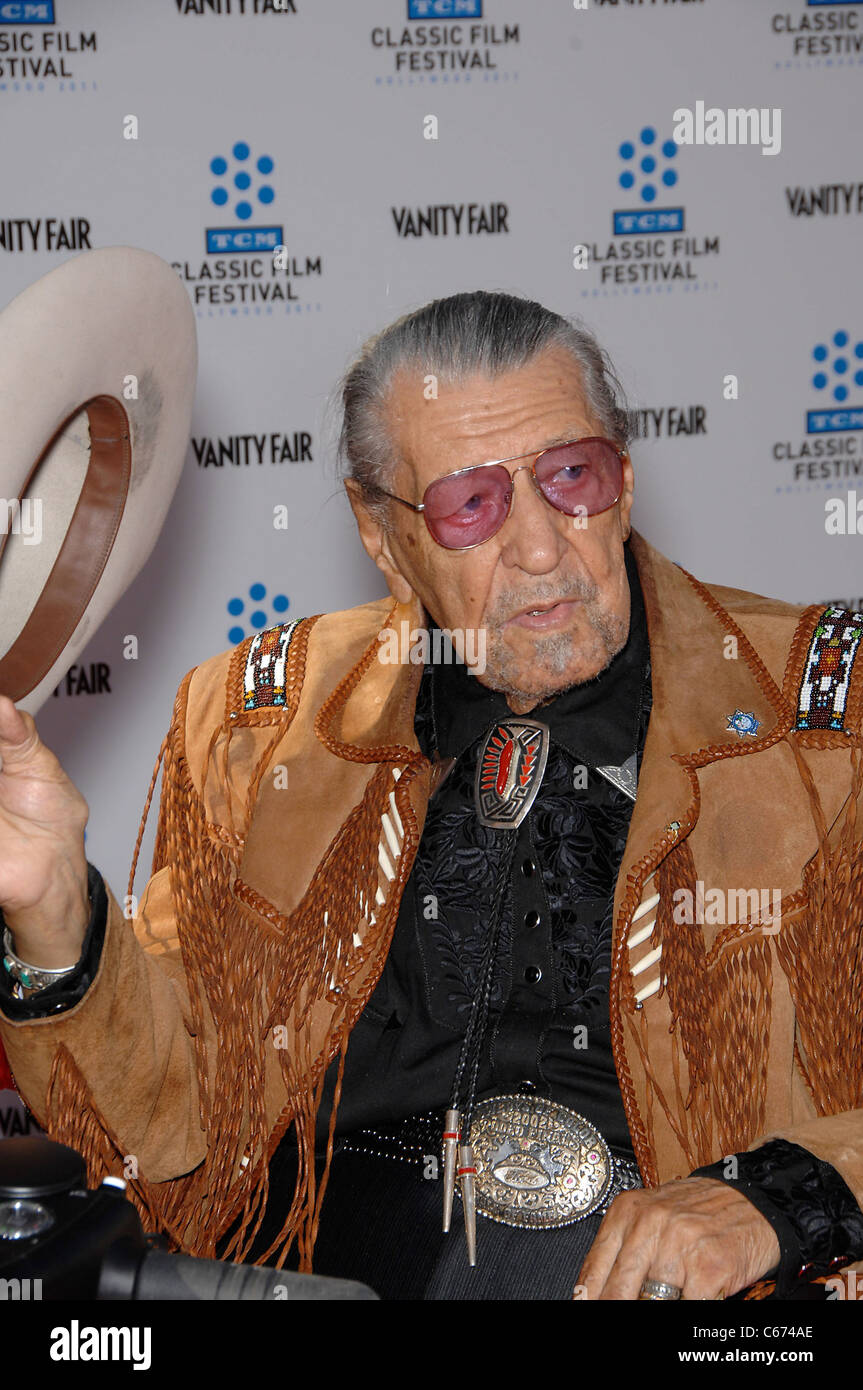 Herb Jeffries at arrivals for 2011 TCM Classic Film Festival Opening