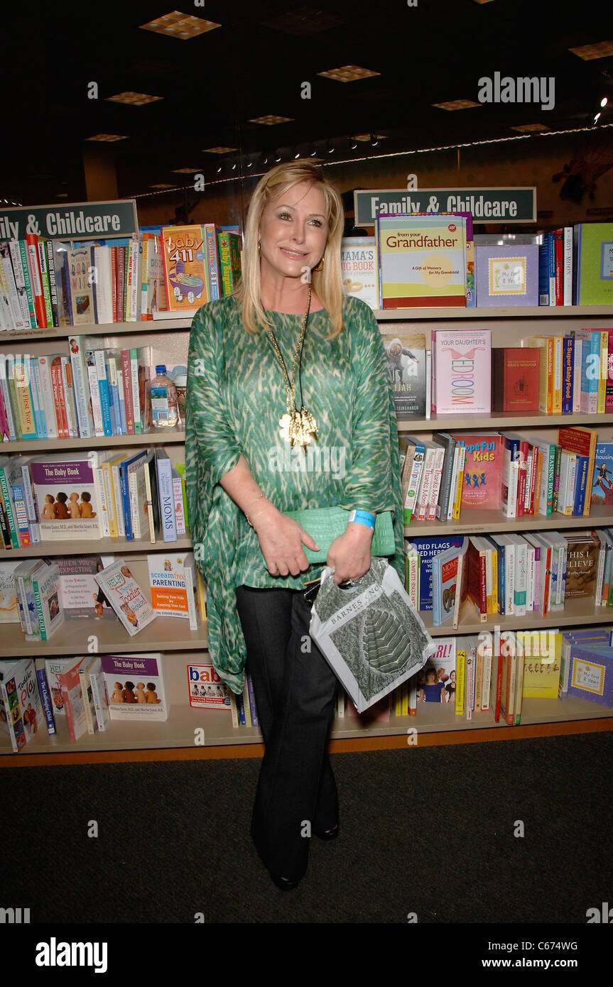Kathy Hilton At In Store Appearance For Latoya Jackson Starting