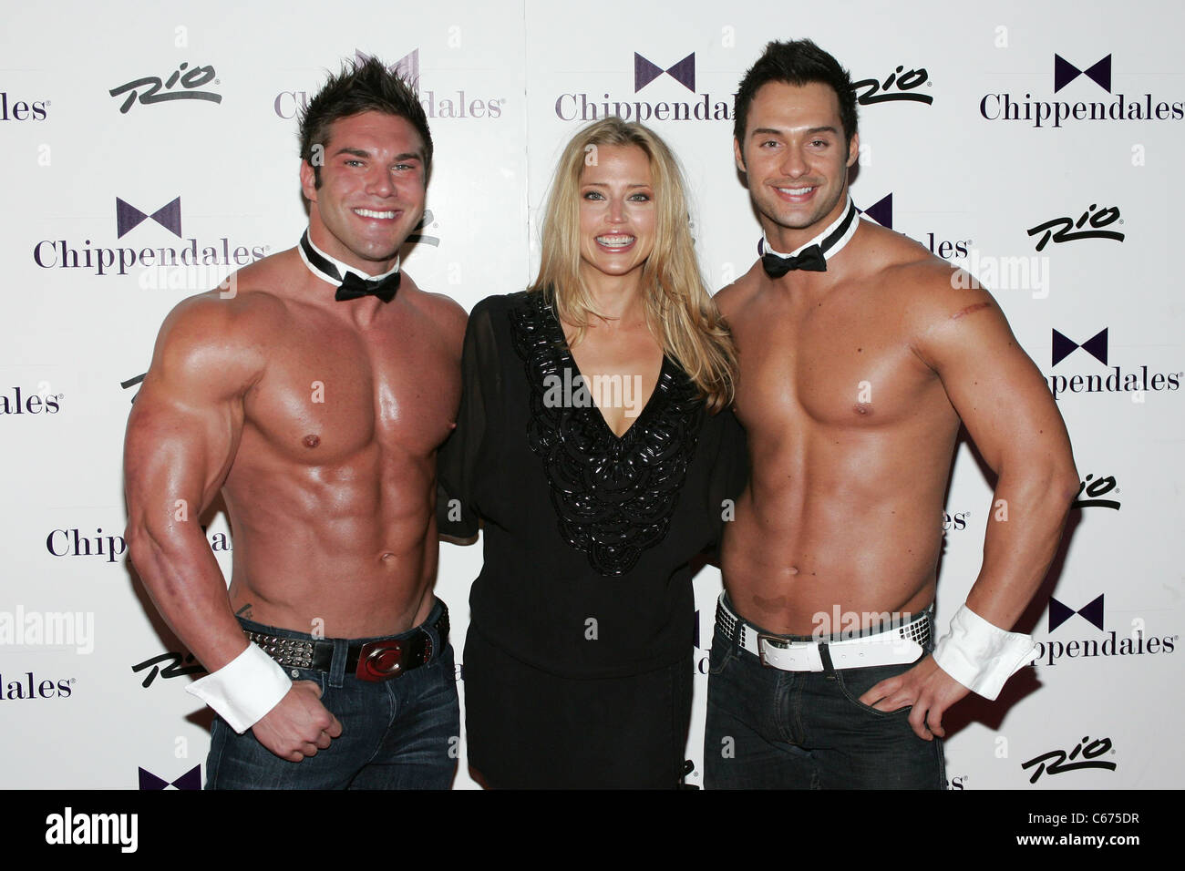 Lind Walter, Estella Warren, James Davis at arrivals for The Ultimate Girls Night Out at Chippendales Theatre, Rio All-Suite Hotel and Casino, Las Vegas, NV August 27, 2010. Photo By: James Atoa/Everett Collection Stock Photo