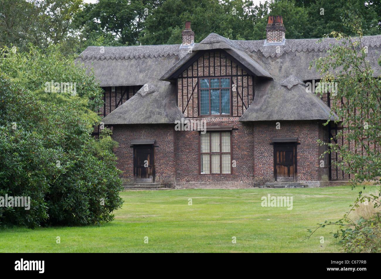 London, Kew Gardens, Royal Horticultural Society - Queen Charlotte's Cottage Stock Photo