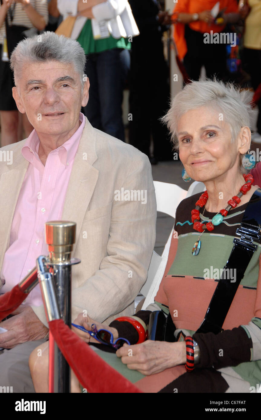 Richard Benjamin, Paula Prentiss in attendance for Peter O’Toole Cements His Place Among Hollywood Royalty at 2011 TCM Classic Film Festival, Grauman’s Chinese Theatre, Hollywood, CA April 30, 2011. Photo By: Michael Germana/Everett Collection Stock Photo