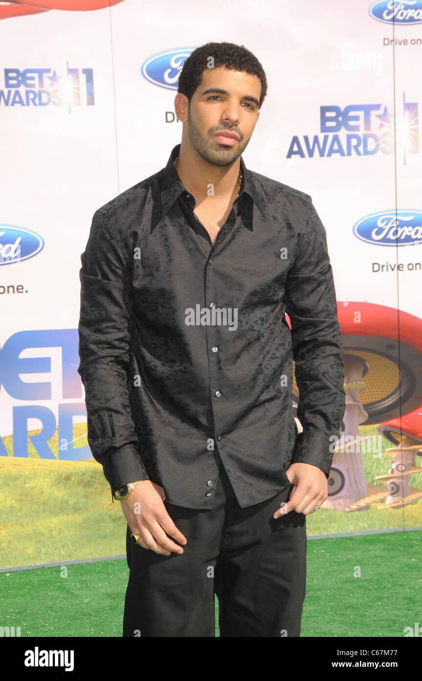 Drake at arrivals for 2011 BET Awards, Shrine Auditorium, Los Angeles, CA June 26, 2011. Photo By: Dee Cercone/Everett Collection Stock Photo