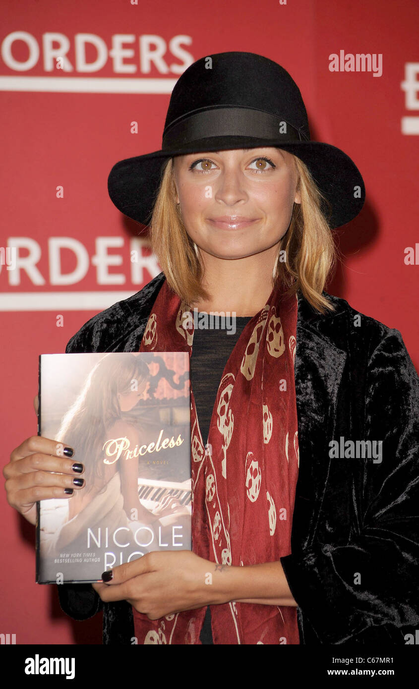 Richie nicole hires stock photography and images Alamy