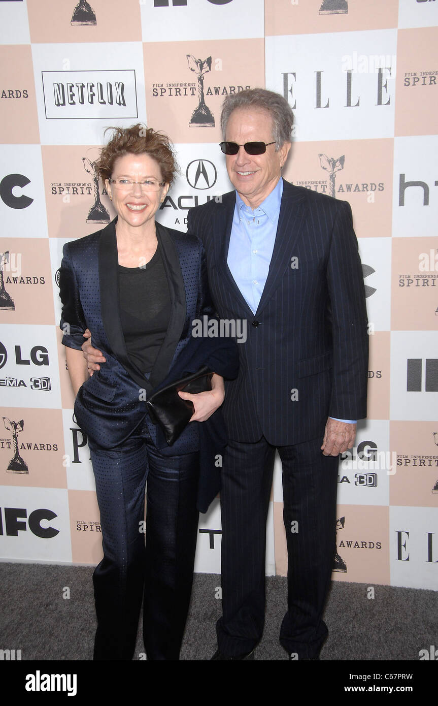 Annette Benning, Warren Beatty at arrivals for 2011 Film Independent Spirit Awards - Arrivals Part 1, on the beach, Santa Monica, CA February 26, 2011. Photo By: Michael Germana/Everett Collection Stock Photo