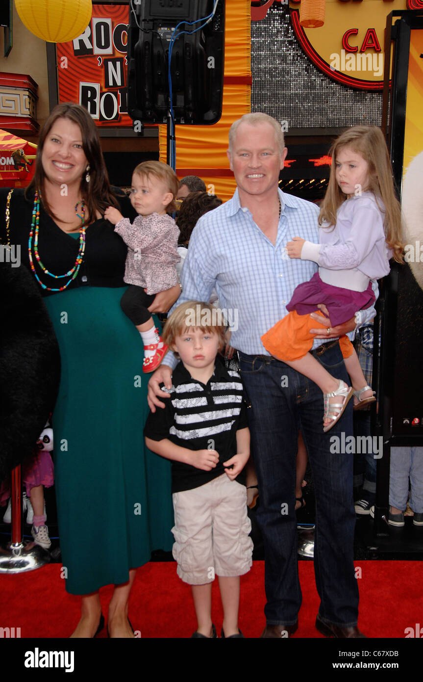 Ruve Mcdonough Neal Mcdonough At Arrivals For Kung Fu Panda 2 Premiere Grauman S Chinese Theatre Los Angeles Ca May 22 11 Photo By Michael Germana Everett Collection Stock Photo Alamy