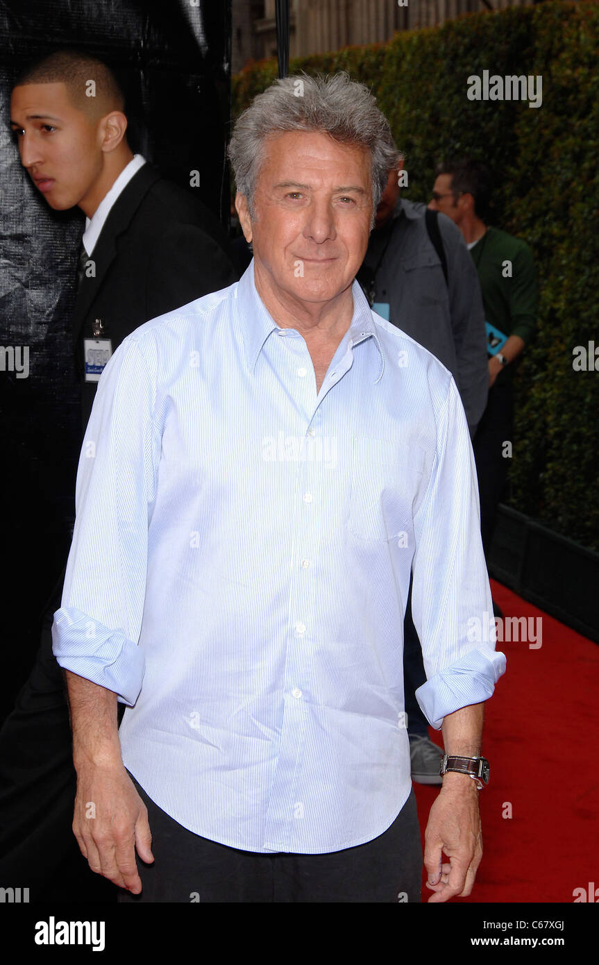 Dustin Hoffman at arrivals for KUNG FU PANDA 2 Premiere, Grauman's