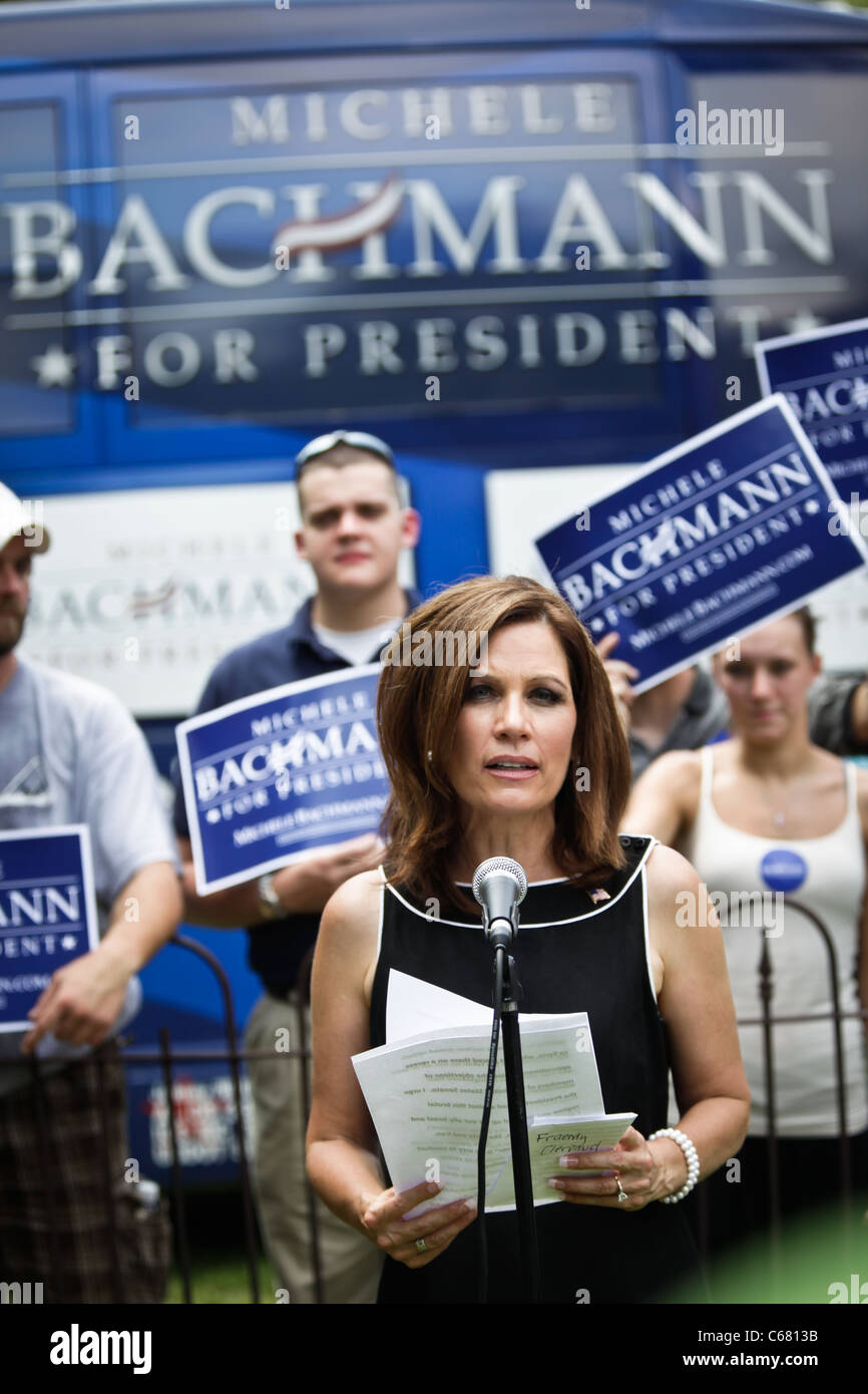 US Republican Presidential candidate Michelle Bachmann campaigns on August 18, 2011 in Columbia, South Carolina. Stock Photo