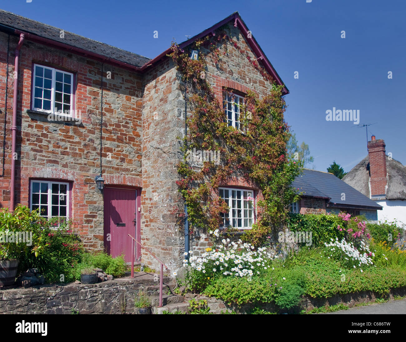 Cottage in Sampford Courtenay, Devon, England Stock Photo Alamy