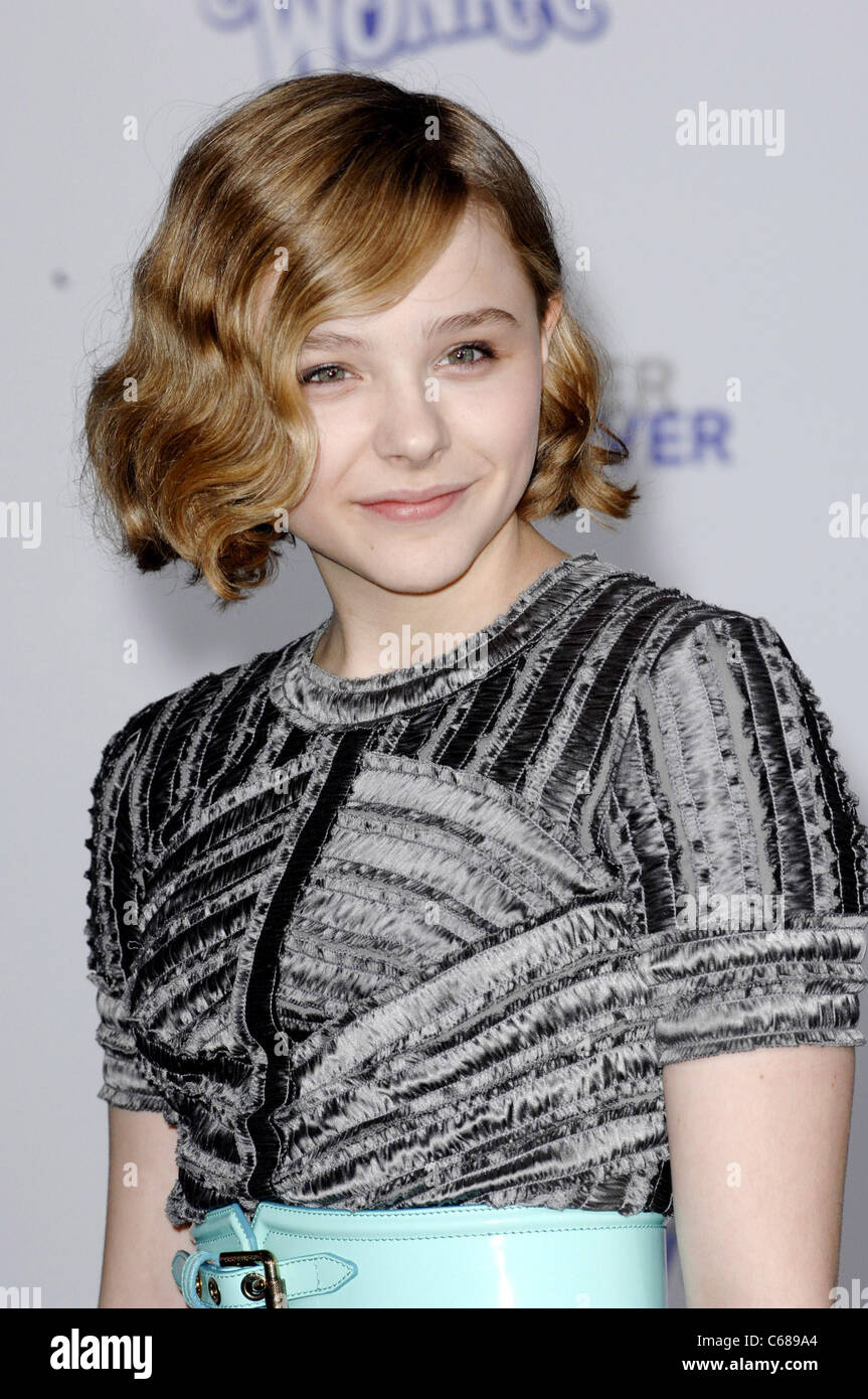 File:Chloë Moretz 3, 2011.jpg - Wikimedia Commons