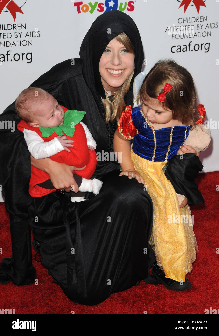 Jodie sweetin red carpet hi-res stock photography and images - Alamy