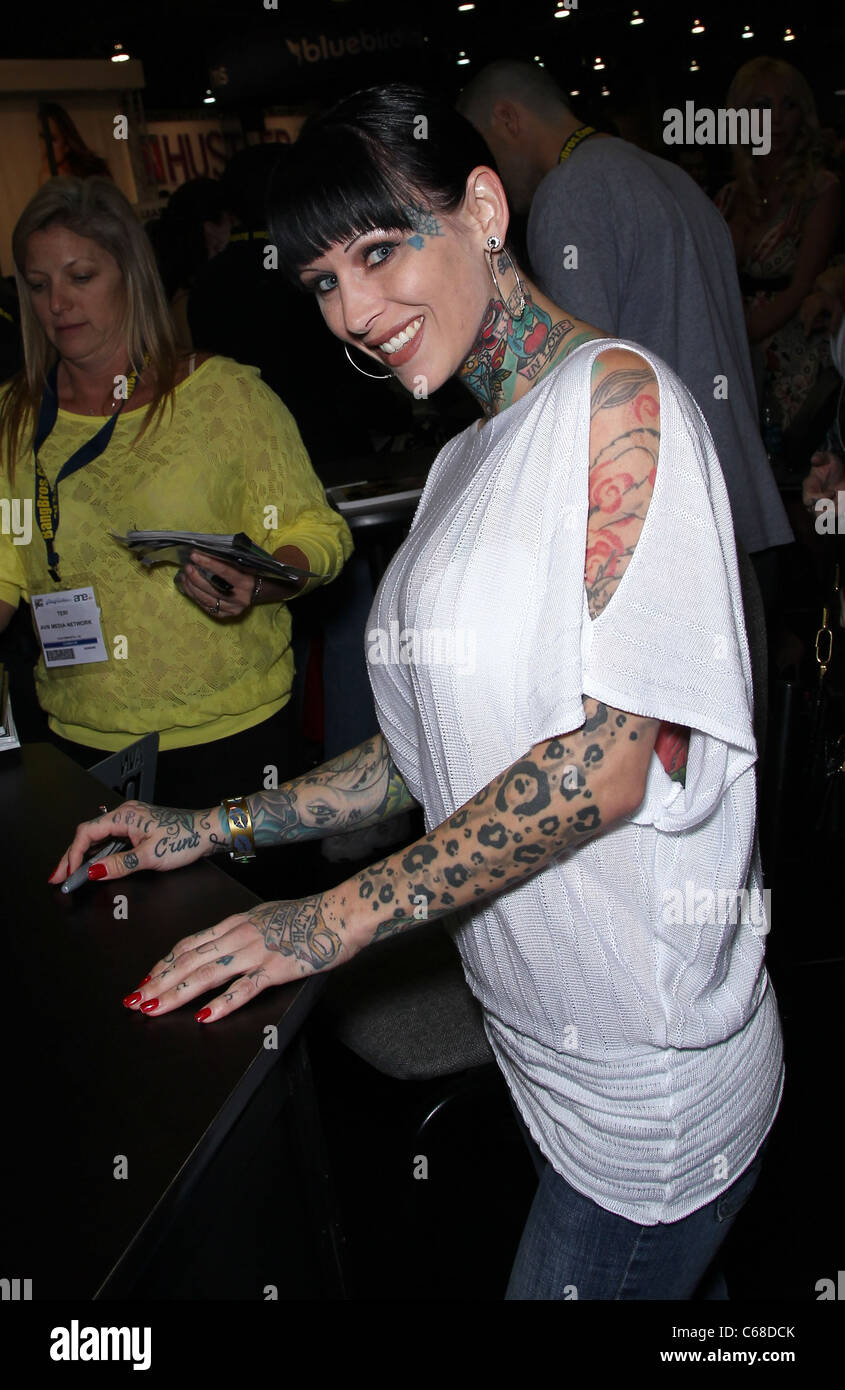 Avn adult entertainment expo hi-res stock photography and images - Alamy