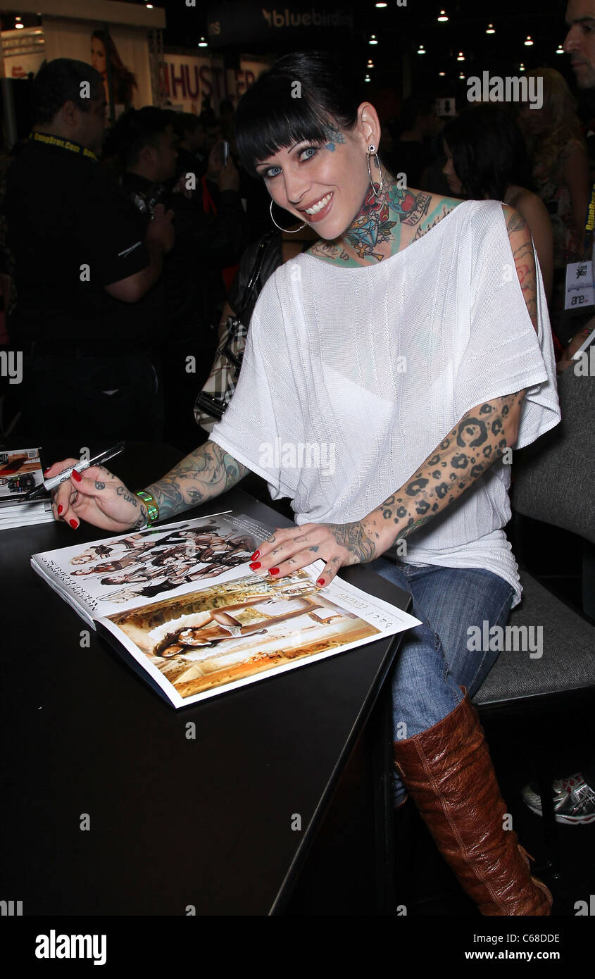 Avn adult entertainment expo hi-res stock photography and images - Alamy