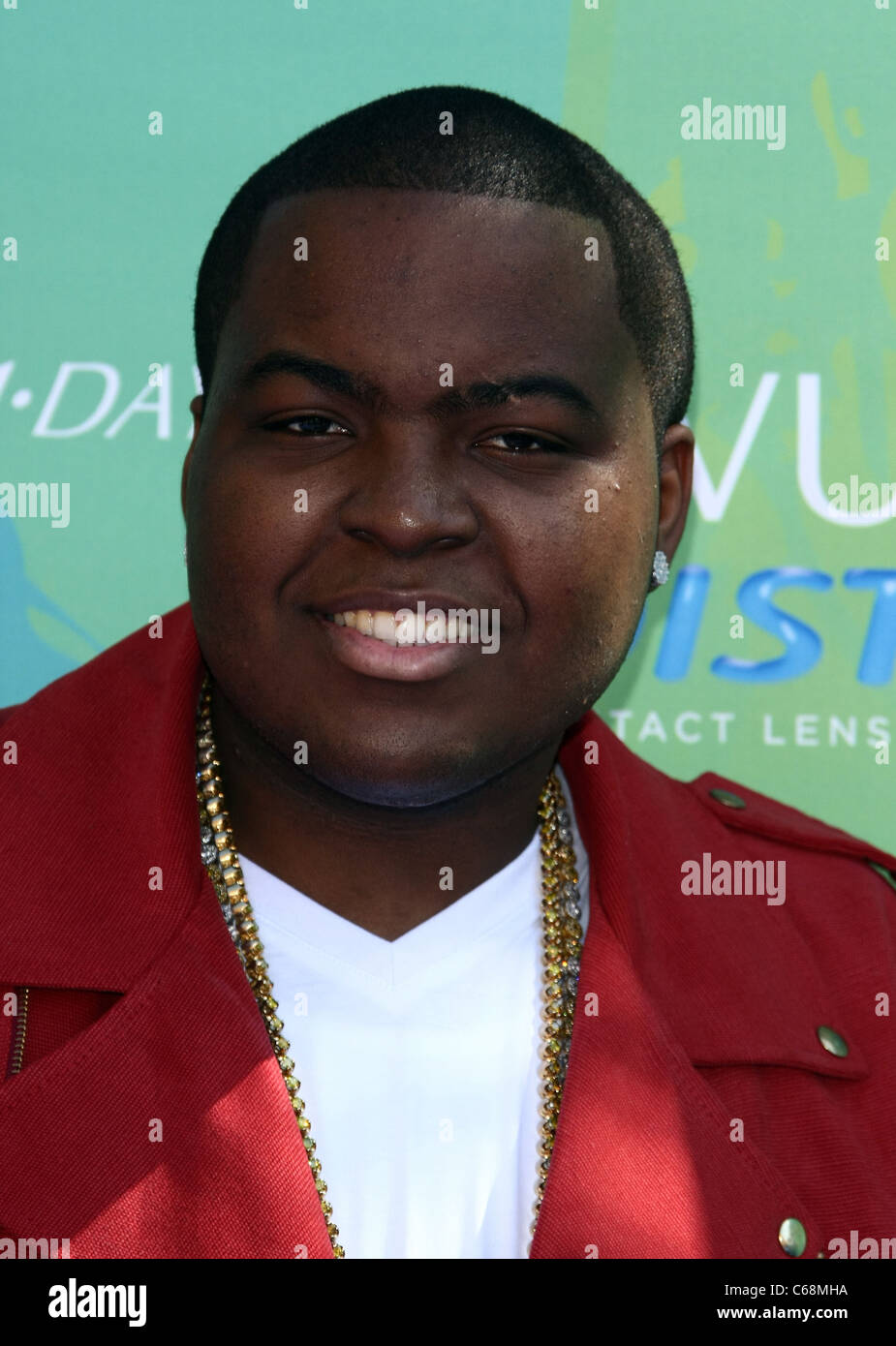 SEAN KINGSTON TEEN CHOICE 2011 ARRIVALS LOS ANGELES CALIFORNIA USA 07