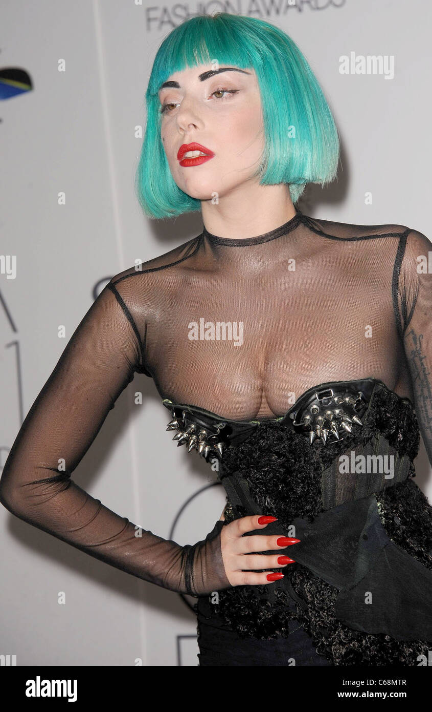 Lady Gaga at arrivals for The 2011 CFDA Fashion Awards, Alice Tully Hall at Lincoln Center, New York, NY June 6, 2011. Photo By: Kristin Callahan/Everett Collection Stock Photo - Alamy