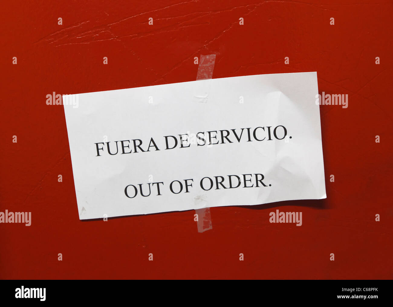 Spanish And English Bi Lingual Sign Saying Fuera De Servicio Which Stock Photo Alamy