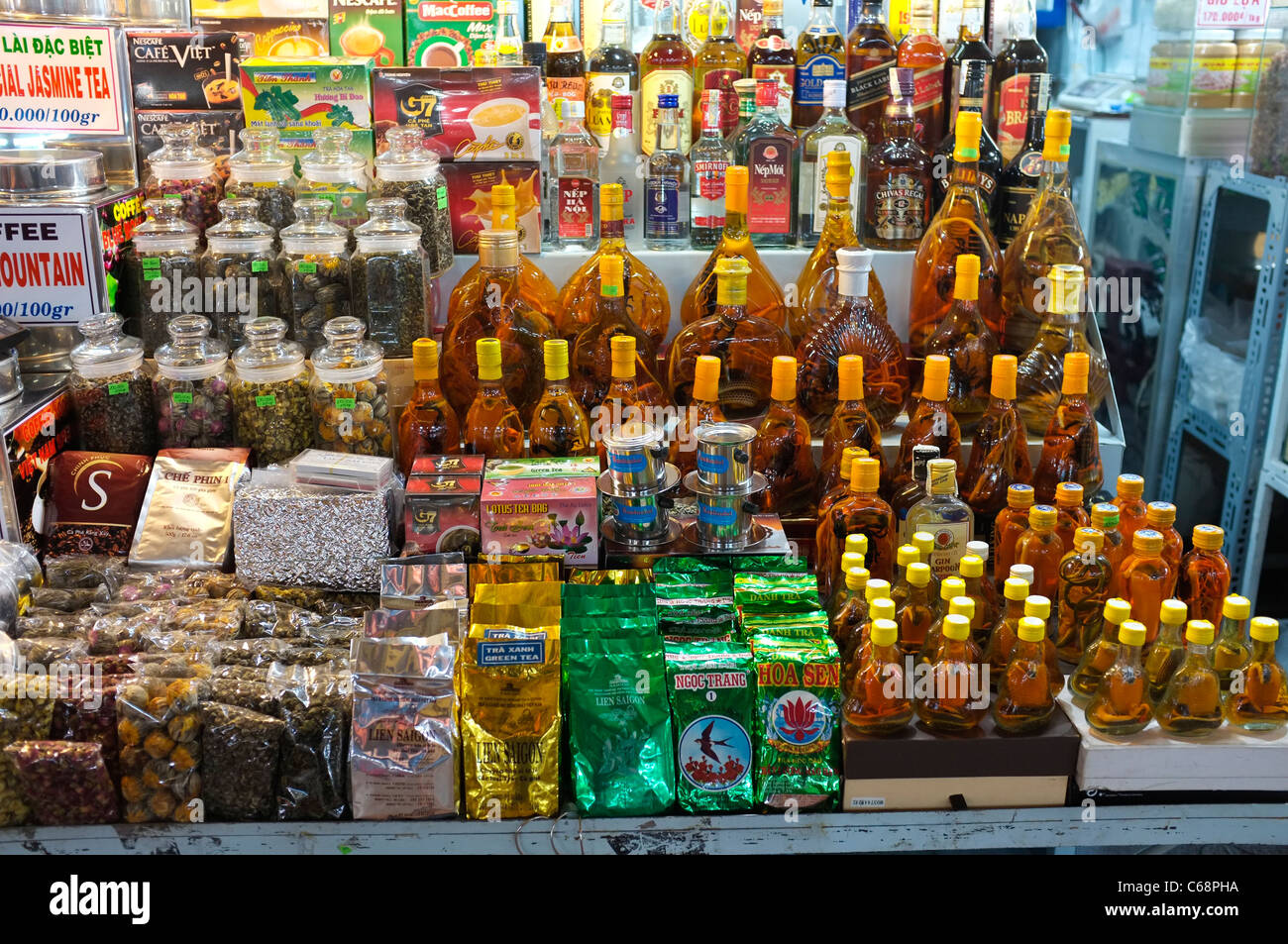Liquor stalls hires stock photography and images Alamy