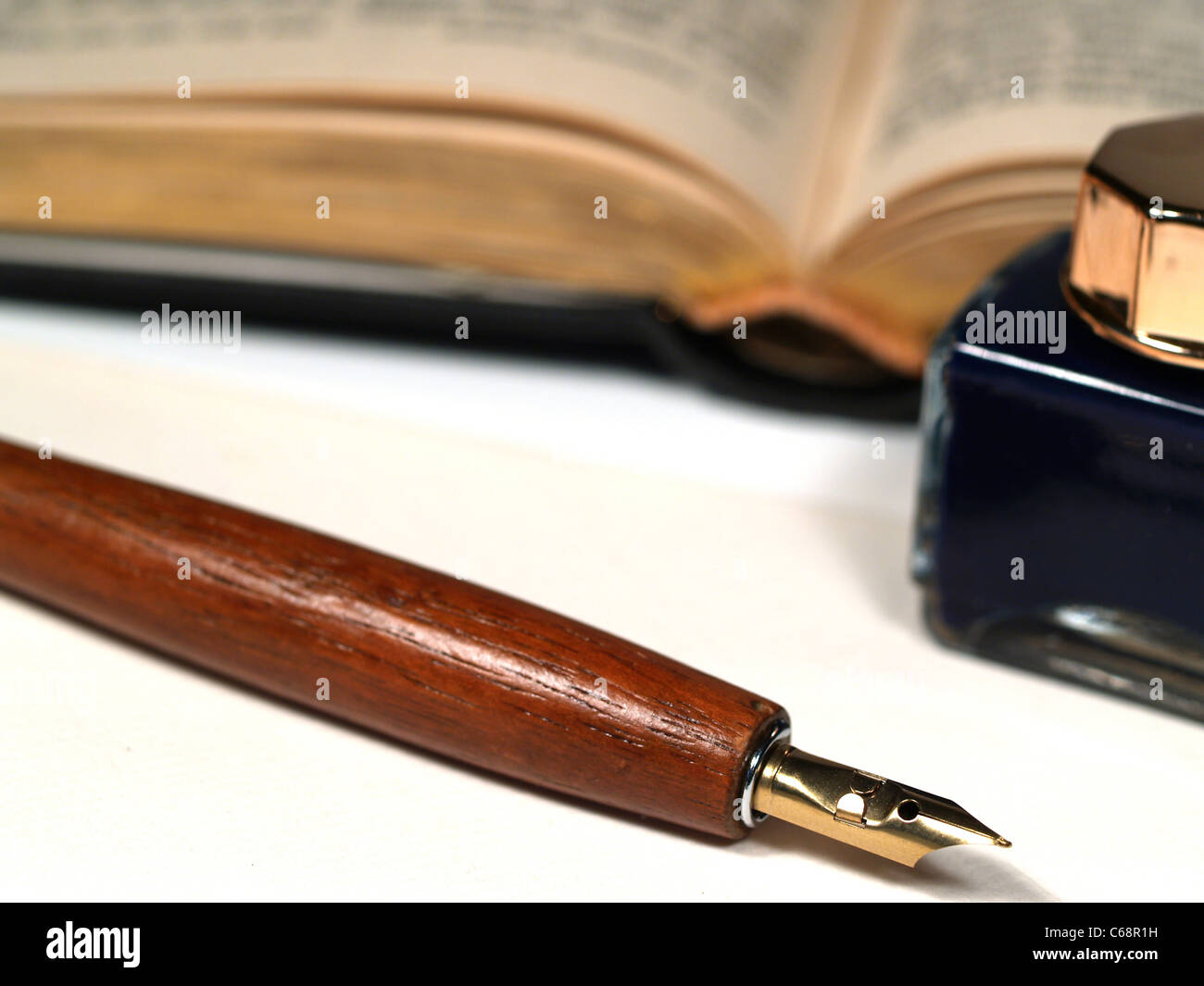 Ink Pot High Resolution Stock Photography and Images Alamy