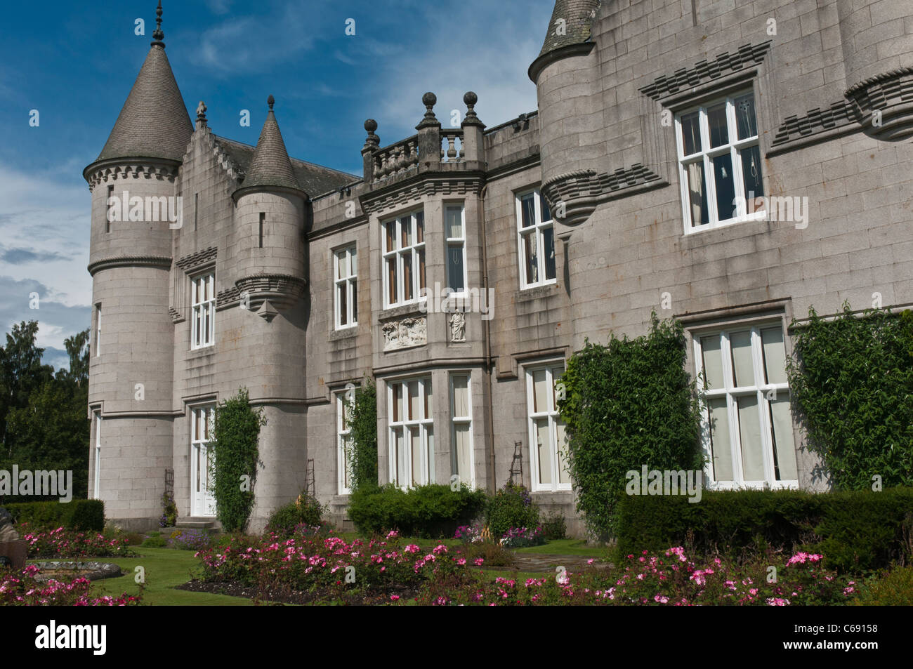 Balmoral castle gardens hires stock photography and images Alamy