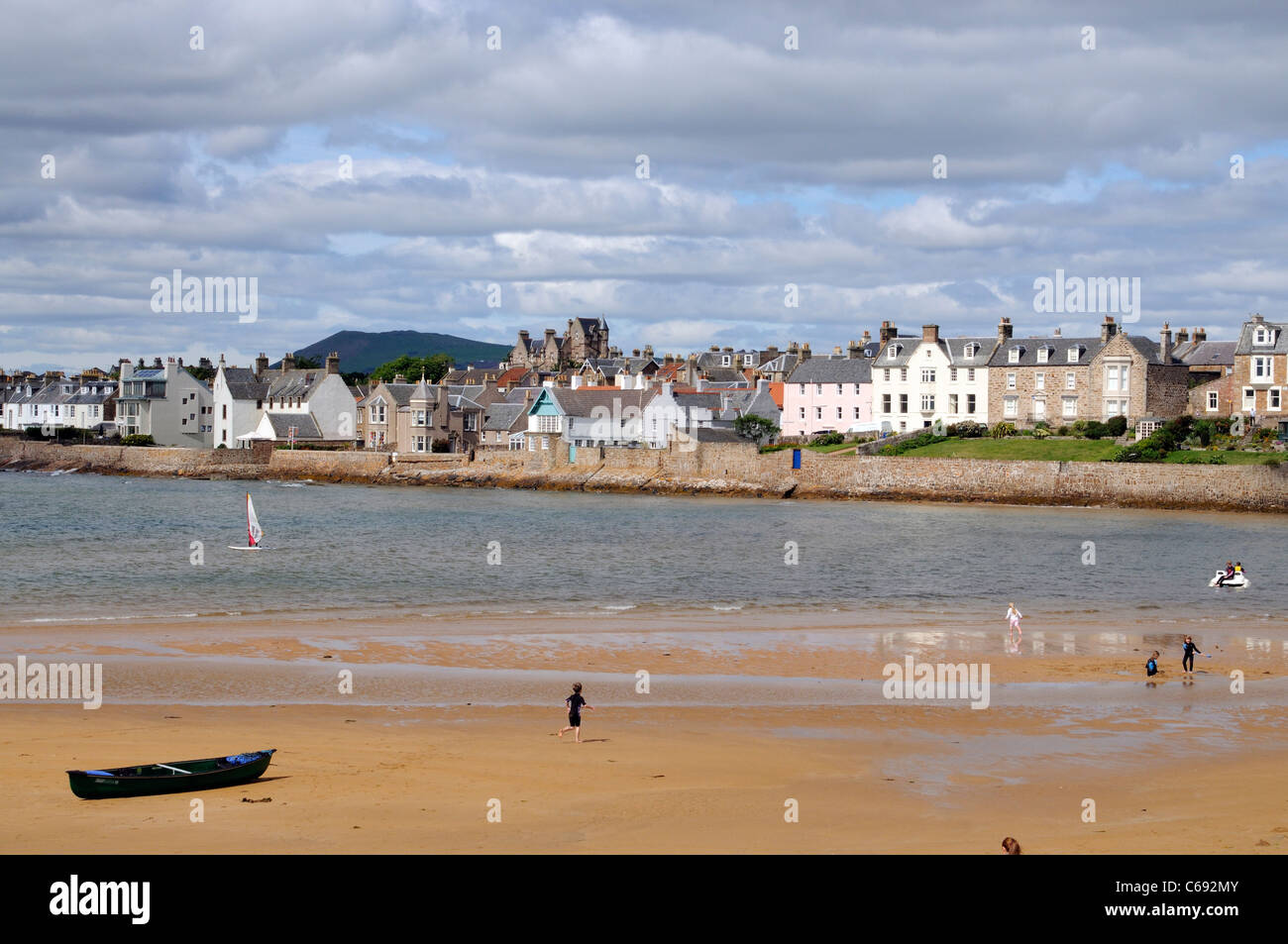 The beach and waterfront homes at Elie in Fife Scotland Stock Photo Alamy