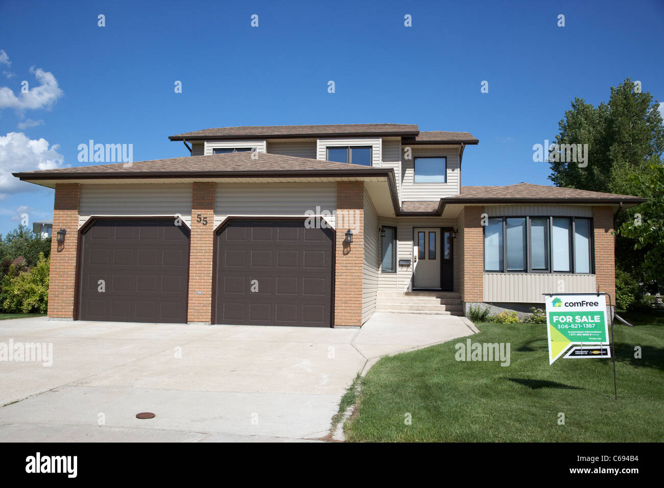 large family home for sale in yorkton saskatchewan Canada canadian property market Stock Photo