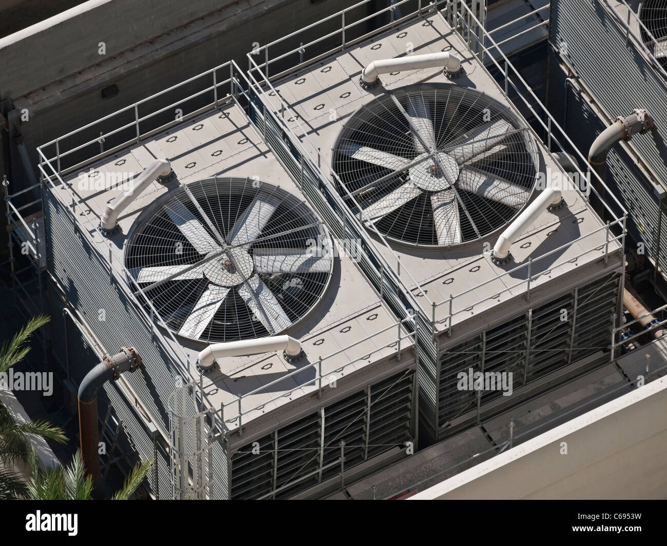 Big aircon hires stock photography and images Alamy