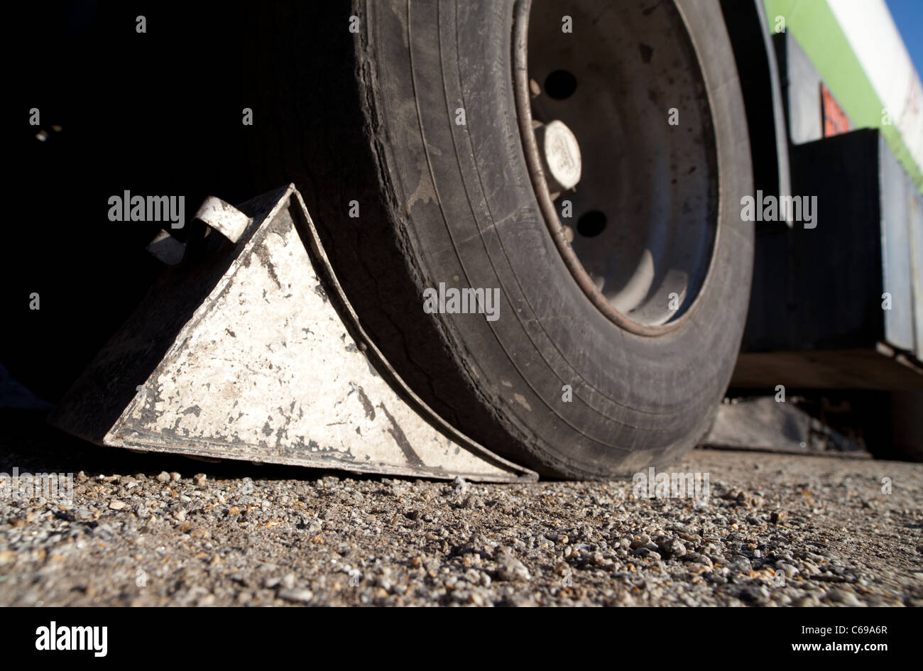 Wheel stoppers hires stock photography and images Alamy