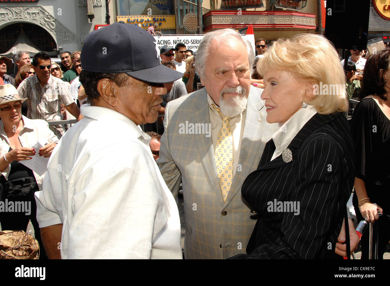 Johnny Mathis, George Schlatter. Jane Morgan at the induction ceremony for Star on the Hollywood Walk of Fame Ceremony for Jane Stock Photo