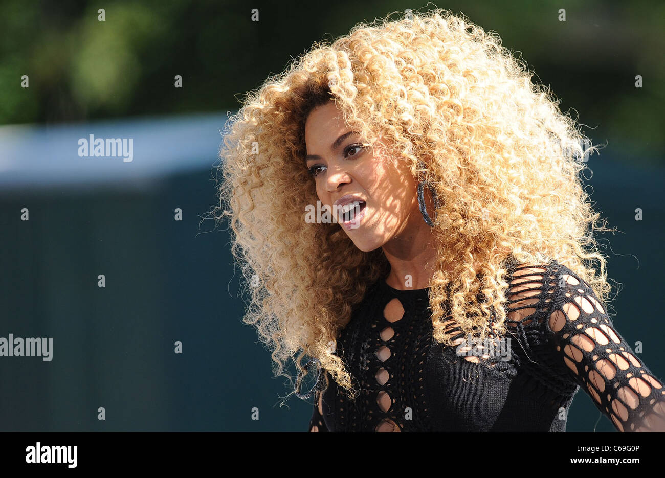 Beyonce Knowles Curly Hair