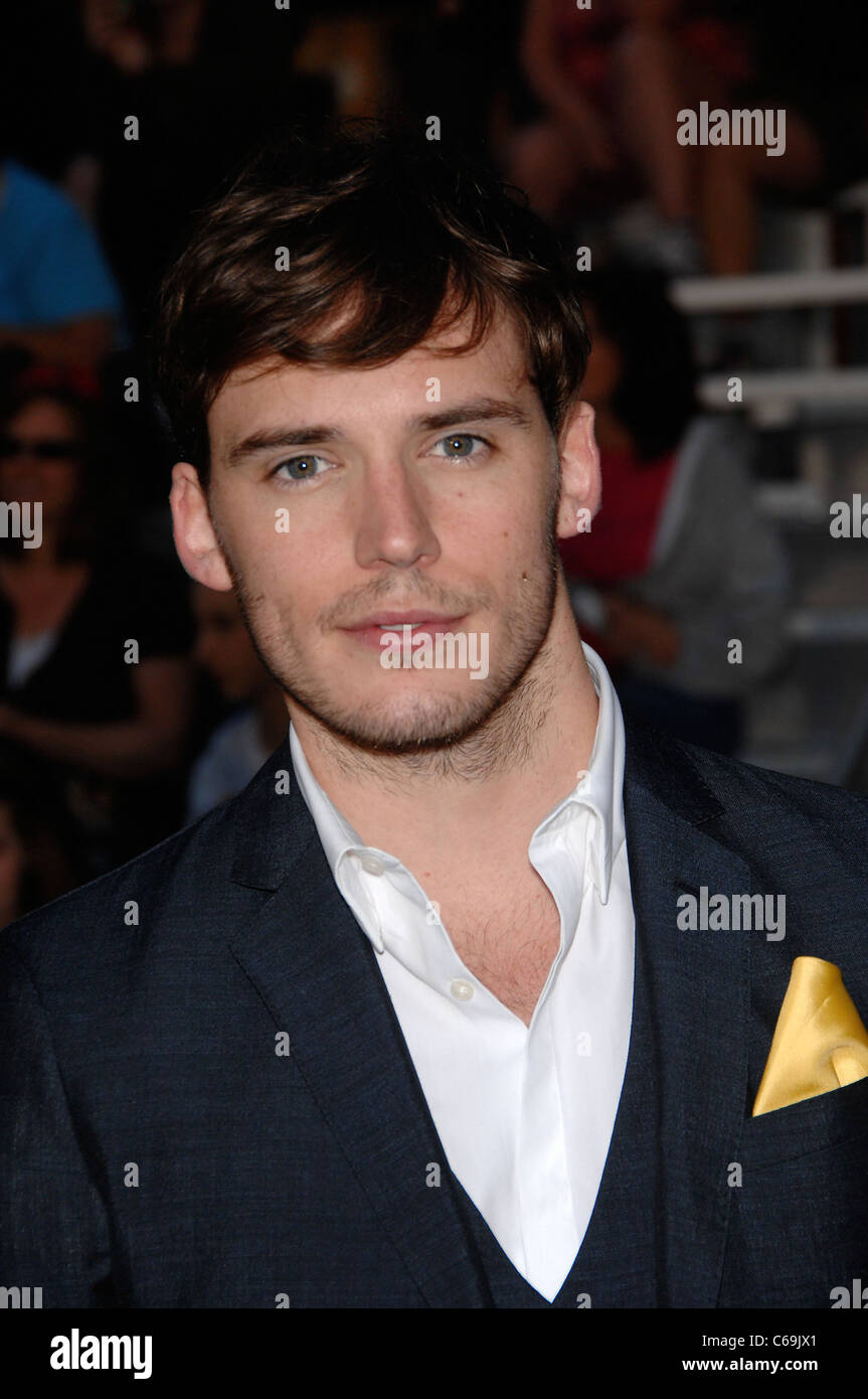Sam claflin, pirates of the caribbean hires stock photography and images Alamy